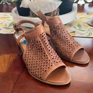 Franco Sarto Shoes, Tan, Size 10M, NWT, Leather Uppers, Nice!